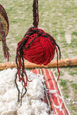 Renkli dizgiyi ayarla veya rulo yap