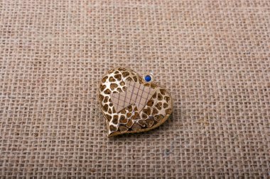 Nesne bir ok ile kalp şeklinde