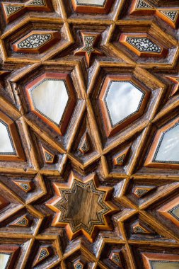 Tahtada geometrik desenli Osmanlı Türk sanatı