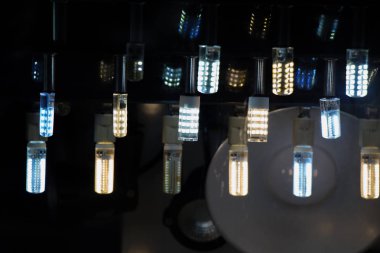 Dekoratif stil filaman ampulleri