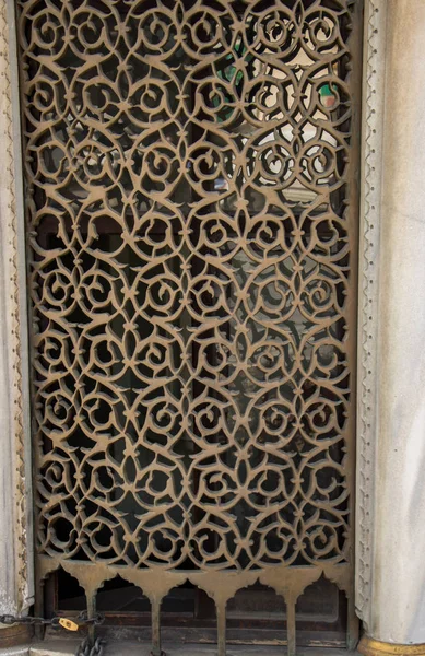 Örnek sanat desen ile-metalleri 