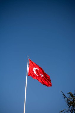 Türk ulusal bayrak görünümünde