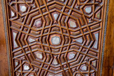 Tahtada geometrik desenli Osmanlı Türk sanatı