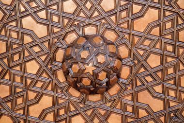 Tahtada geometrik desenli Osmanlı Türk sanatı