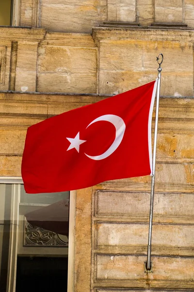 Türk ulusal bayrak görünümünde — Stok fotoğraf
