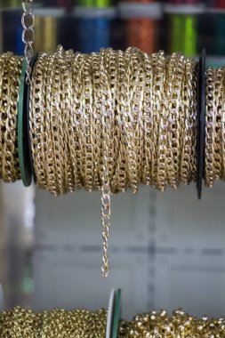 Dekoratif zincirleri ve rulo