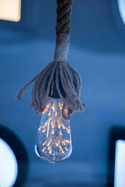 Lampadine a filamento in stile decorativo — Foto Stock