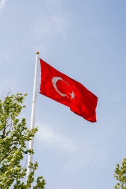 Türk ulusal bayrak görünümünde