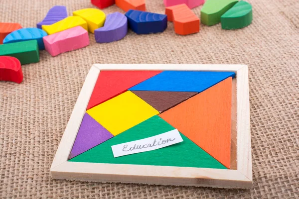 Stukjes van een vierkante tangram puzzel — Stockfoto