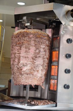 Geleneksel Türk döner kebap ızgara