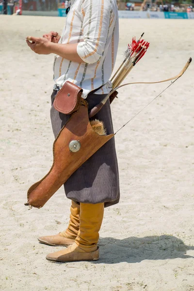 Cavaleiro turco roupas étnicas exemplos — Fotografia de Stock