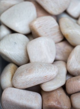 Doğal mineral değerli taşlar kümesi 