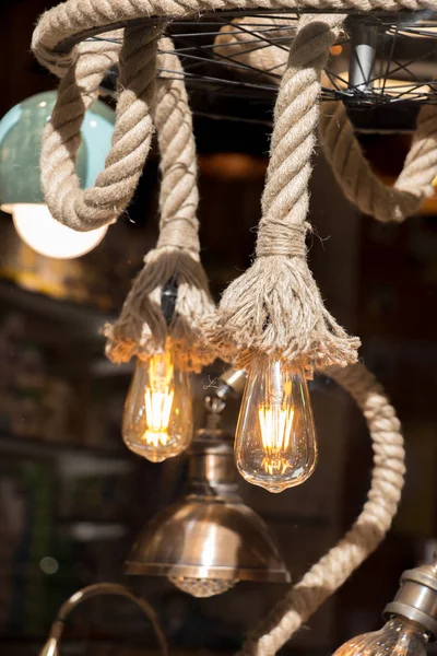 Edison antigo decorativo estilo lâmpadas — Fotografia de Stock