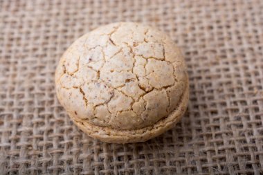 Keten bir tuval üzerine Türk badem çerez 