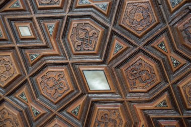 Tahtada geometrik desenli Osmanlı Türk sanatı