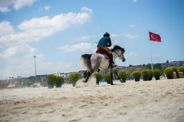 トルコ騎手民族衣装例 — ストック写真