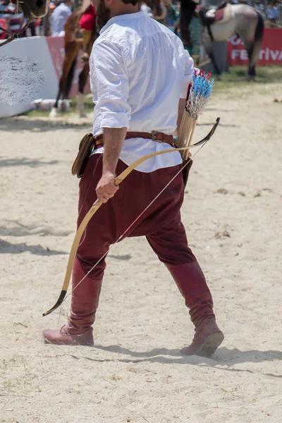 Türk Süvari etnik giyim örnekleri — Stok fotoğraf