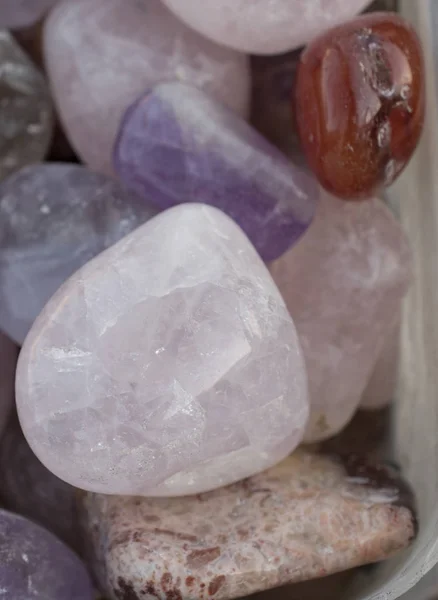 Набор натуральных минеральных камней — стоковое фото