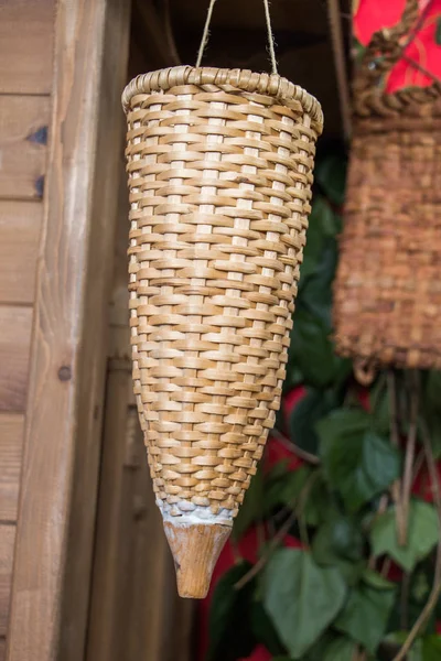 Leere Weidenkörbe Stehen Auf Einem Markt Zum Verkauf — Stockfoto