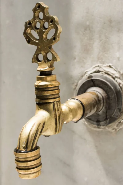 Turkish Ottoman Style Antique Fountain Water Tap View — Stock Photo, Image