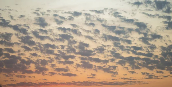 Hermoso Cielo Colorido Con Nubes Día — Foto de Stock