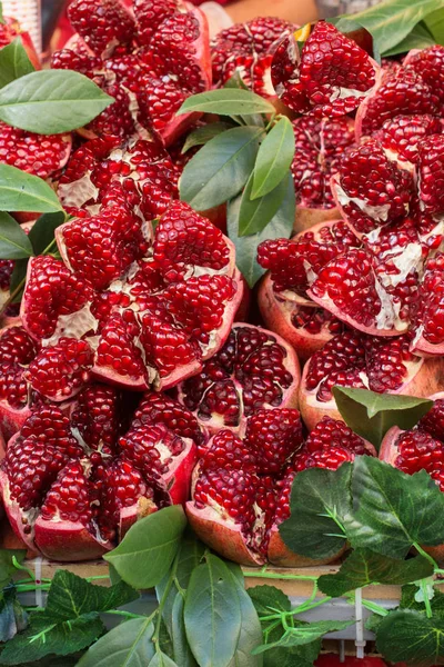 Fruta Romã Madura Num Mercado Venda — Fotografia de Stock