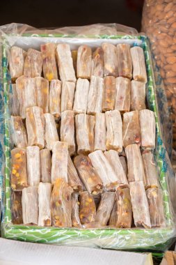 Geleneksel Türk eğlencesi pazarda