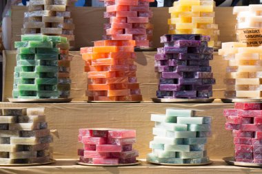 Kokulu el yapımı organik sabun koleksiyonu