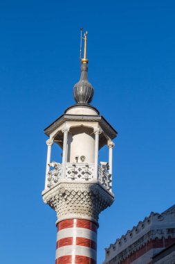 Osmanlı tarzı camilerin minaresi