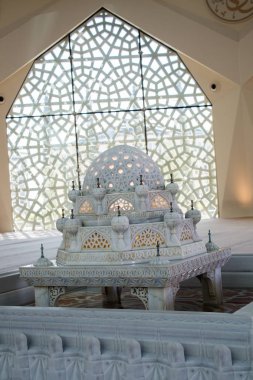 İstanbul 'da Osmanlı döneminden kalma eski pencere mimarisi
