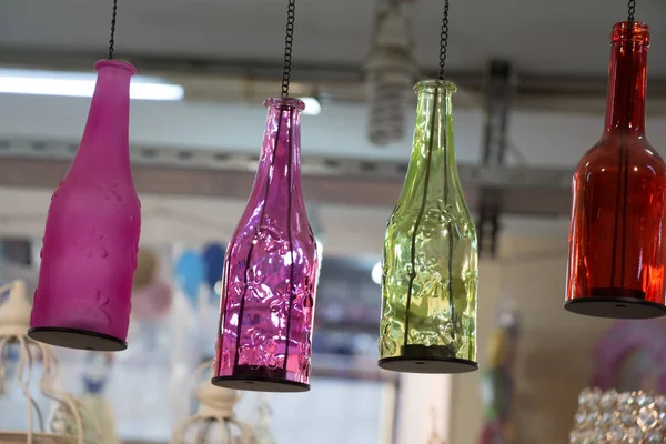 Набор Маленьких Красочных Прозрачных Бутылок — стоковое фото