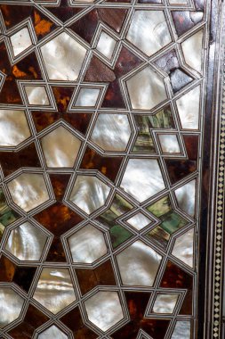 Tahtada geometrik desenli Osmanlı Türk sanatı