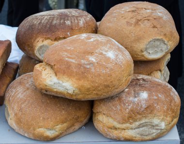 Geleneksel Türk usulü ekmek ekmeği