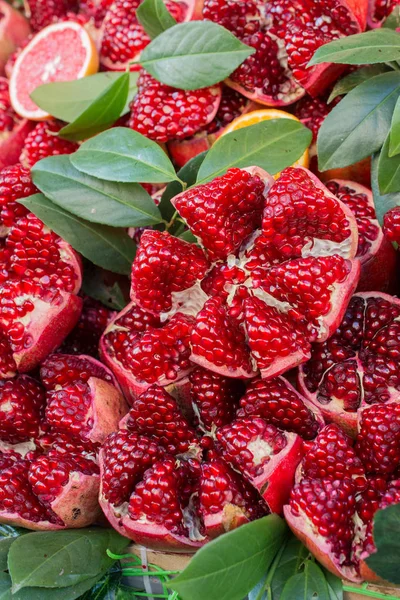 Rijpe Granaatappel Fruit Een Markt Plaats Koop — Stockfoto