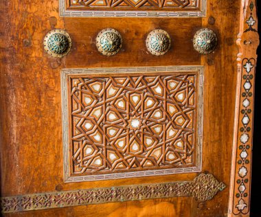Tahtada geometrik desenli Osmanlı Türk sanatı