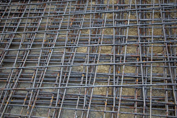 철근을 보강하는 건축용 콘크리트 — 스톡 사진