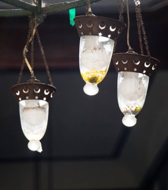 Osmanlı tarzı tavan lambaları dekorasyon için