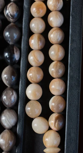 Schöne Perlen Der Gleichen Art Und Farbe — Stockfoto