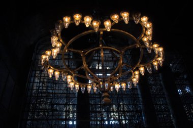 Osmanlı tarzı tavan lambaları dekorasyon için