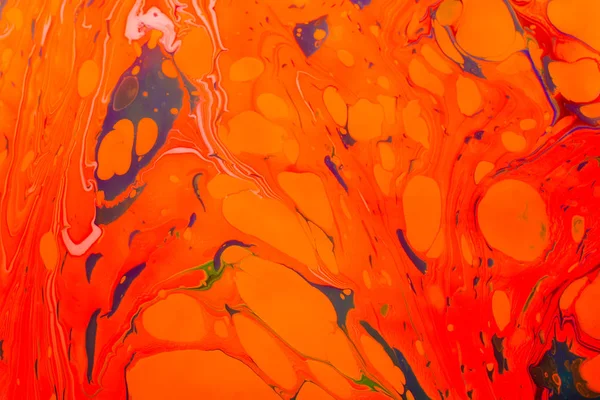 Renkli arkaplanda soyut boya desenleri