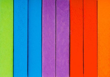 Coorful domino taşları beyaz arka plan üzerinde