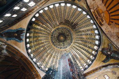 Ayasofya Kubbesi restorasyonda