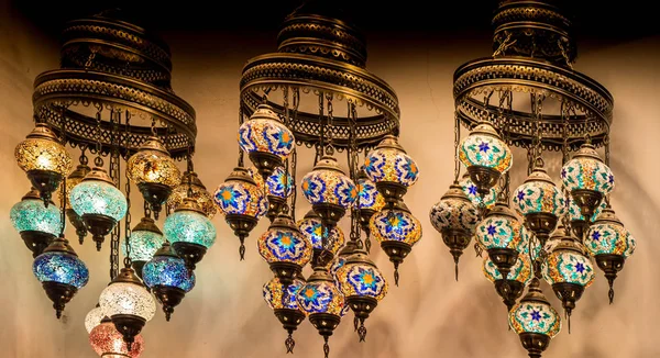 Μωσαϊκά Οθωμανική λαμπτήρες από το μεγάλο παζάρι — Φωτογραφία Αρχείου