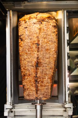 Geleneksel Türk Doner kebabı şiş kebap. Türk mutfağı