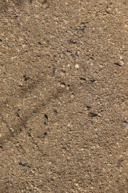 Aynı tip ve taştan yapılmış duvar.