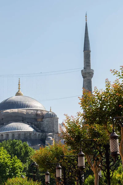 イスラム教のモスクのミナレット宗教 イスラム教 旅行の概念 — ストック写真