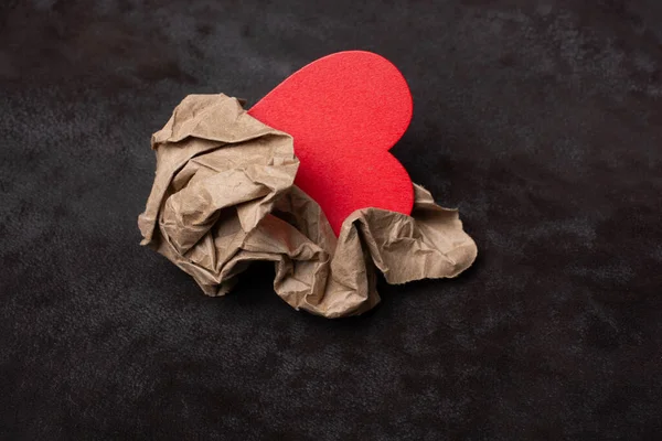 Червоне Серце Формі Чорного Кольору Любовної Листівки Концепції Дня Святого — стокове фото