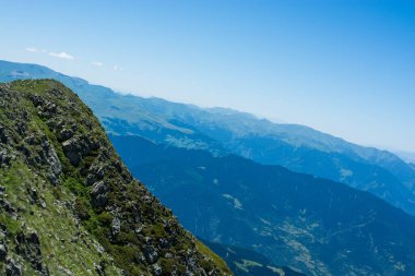 Türkiye 'nin Artvin dağlarındaki dağların manzarası