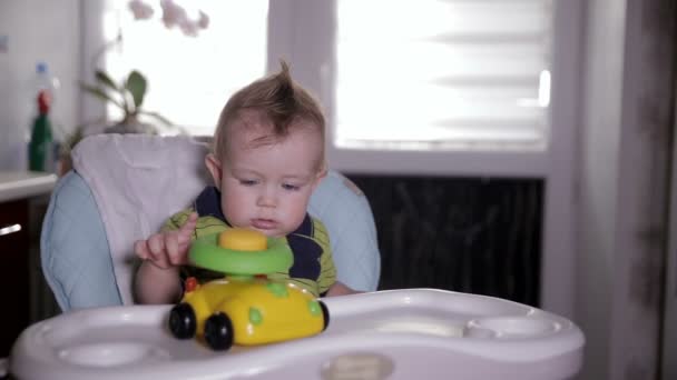 chair for one year old boy