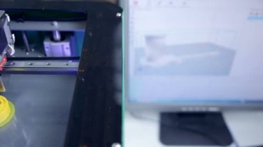 Tıbbi 3d printerlere harcama maddeler insan ortak parçası nakli yazdırma.